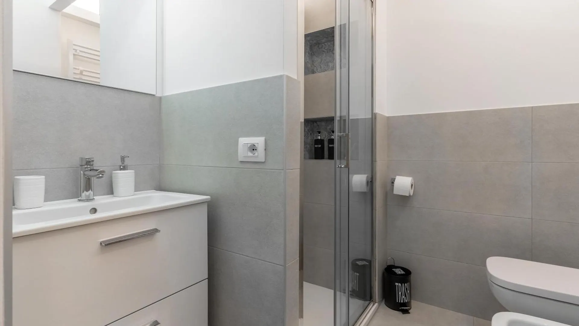 Tortona Elegant Apartment - Design District Milan