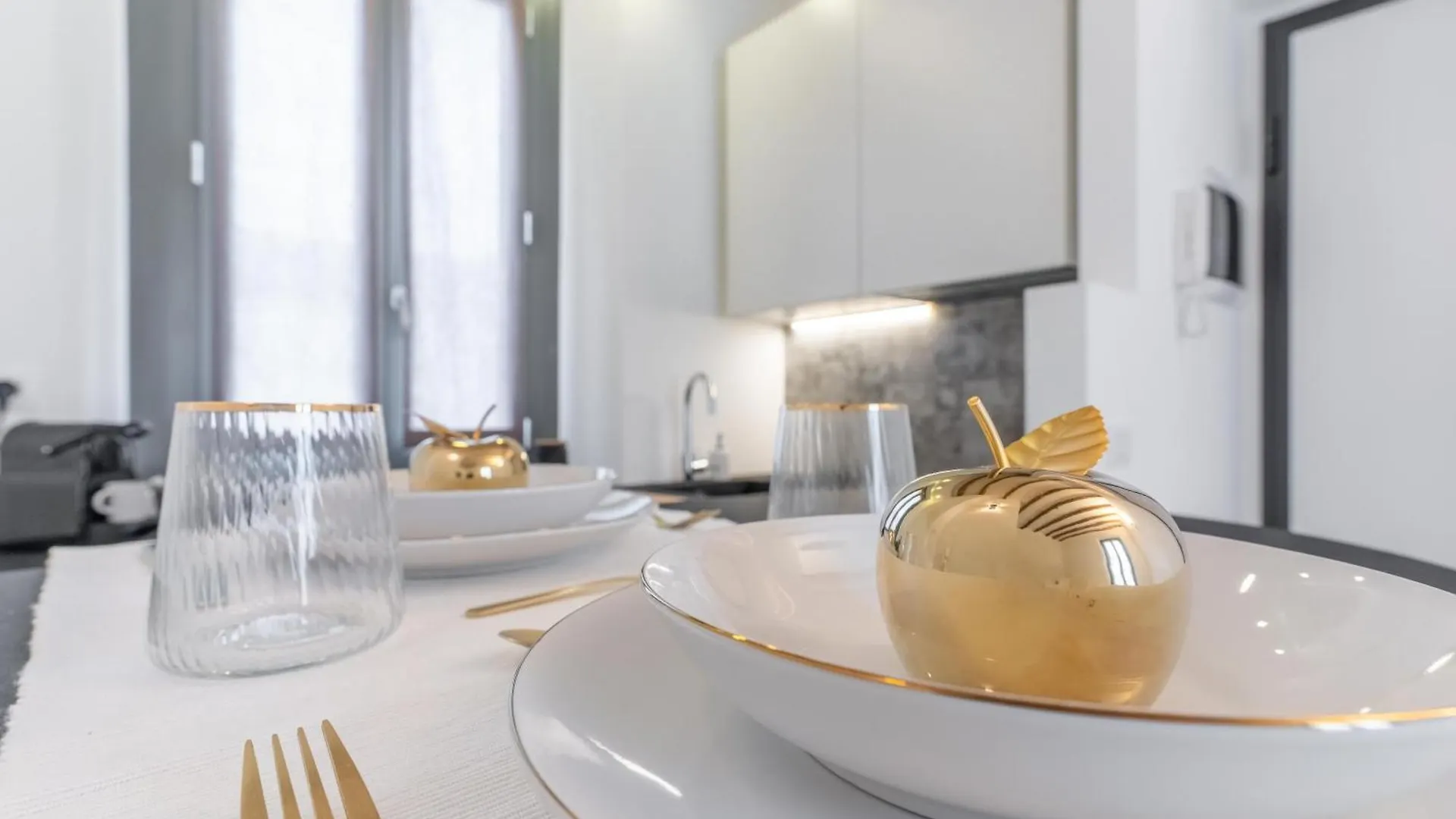 Tortona Elegant Apartment - Design District Mailand 0*,